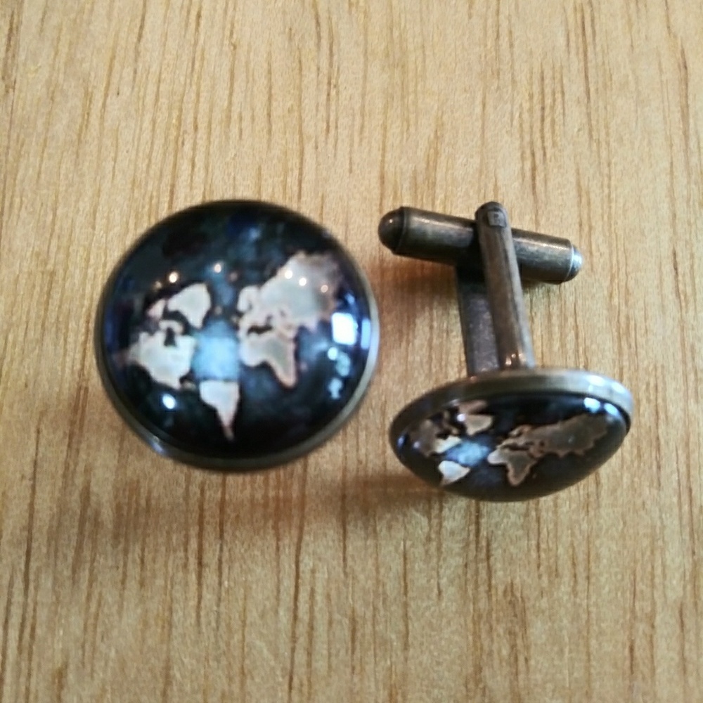New Antique Bronze Color Globe Cuff Links